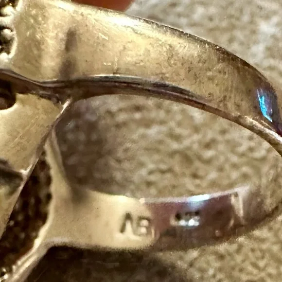 Nicky Butler Silver-Tone Ring with Purple Center Stone - Picture 4 of 9